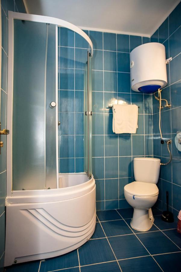 Hotel Marion Poiana Dumbraveni  エクステリア 写真