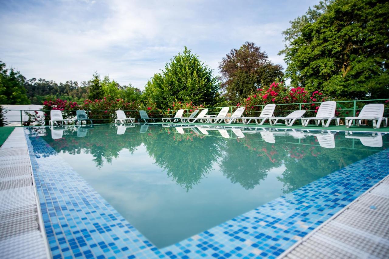 Hotel Marion Poiana Dumbraveni  エクステリア 写真